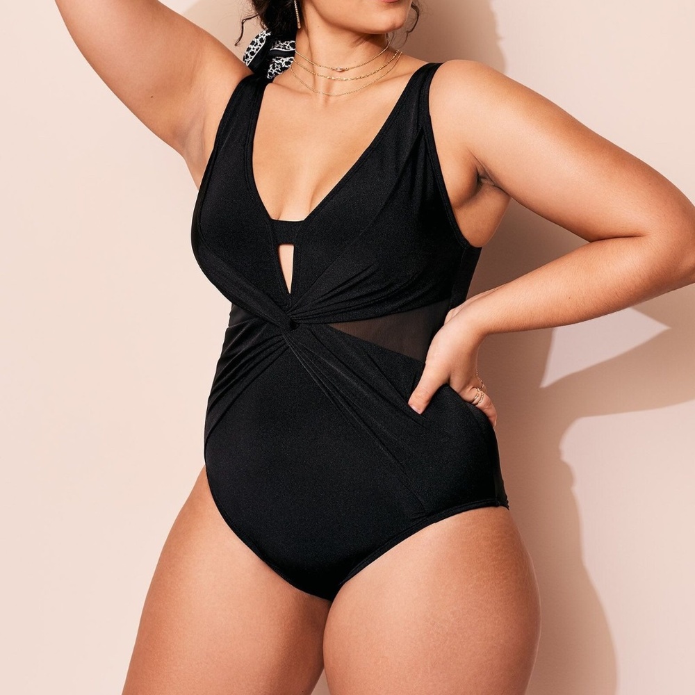 Contour Plus Knot Front V-Neck Mesh Sides Black One Piece Swim - Picture 11 of 12